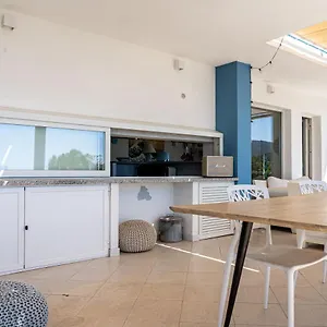 https://valentina-panoramic-seaside-house.in-sardinia.net